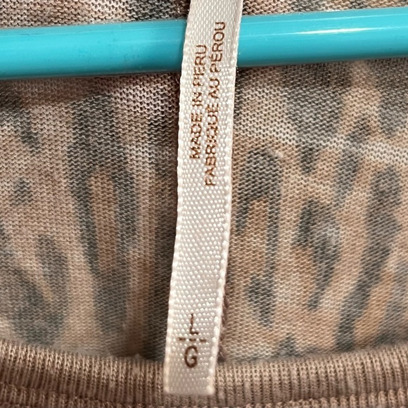 Free People Tourist Tee Leopard Cheetah Print
Short Sleeve T-Shirt - Picture 5 of 6